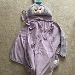 Stellalou cape coat jacket out wear Stella Lou disney